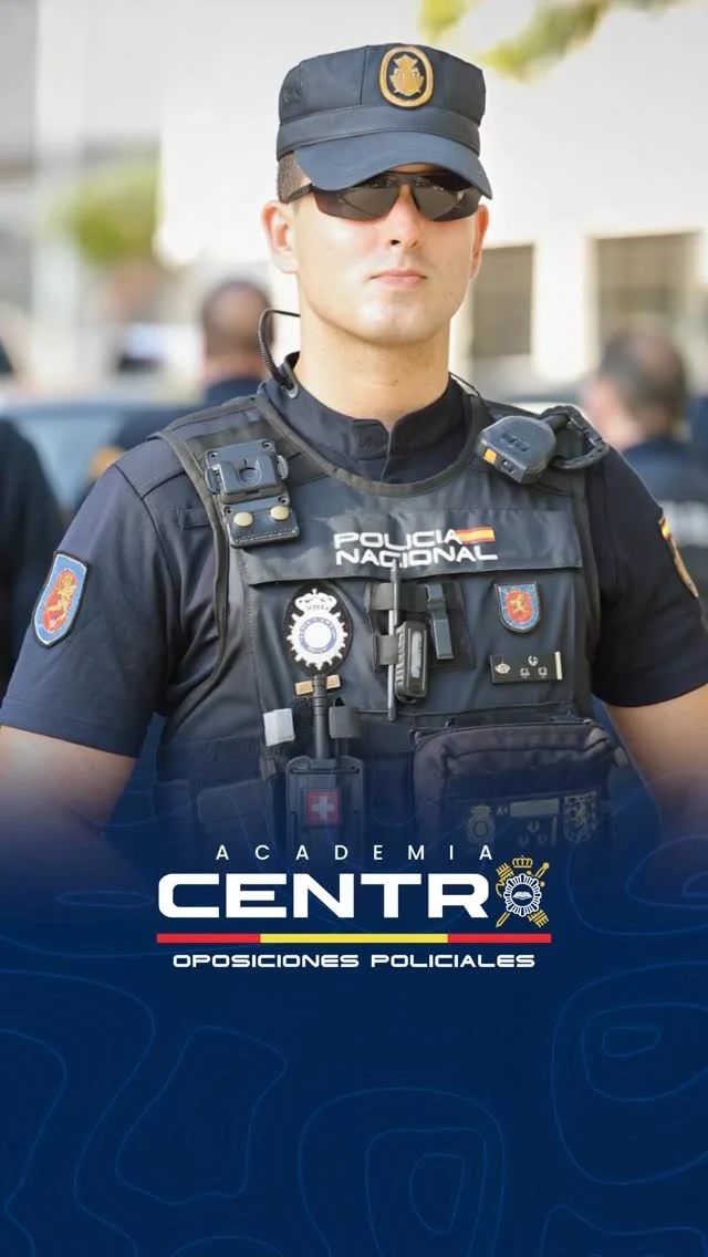 Disciplina. Valor. Compromiso.
Tres palabras que definen a quienes eligen servir y proteger.

#¿Tú también quieres llevar este uniforme?
Empieza hoy tu camino en Academia Centro.
📚 Formación completa
🎯 Preparación enfocada en resultados
🚨 El siguiente puede ser tu turno.”

#oposicionespolicianacional #fuerzayhonor #academiapolicia #alicante #serpolicia #motivaciónpolicial
